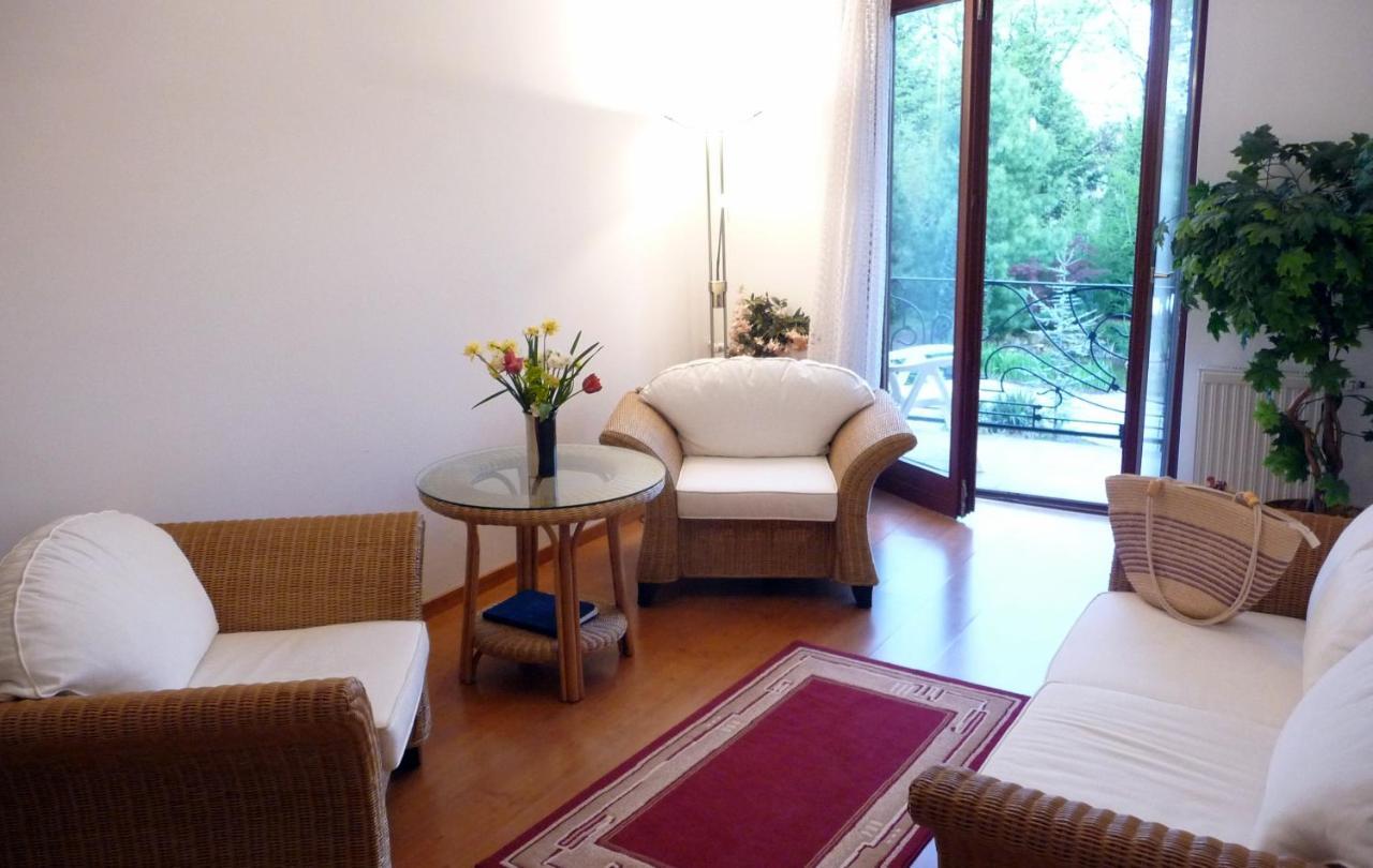 Balaton Art Guesthouse Balatonszárszó Dış mekan fotoğraf