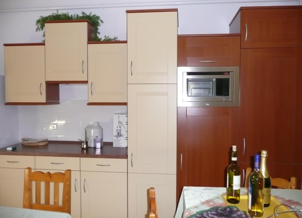 Balaton Art Guesthouse Balatonszárszó Dış mekan fotoğraf